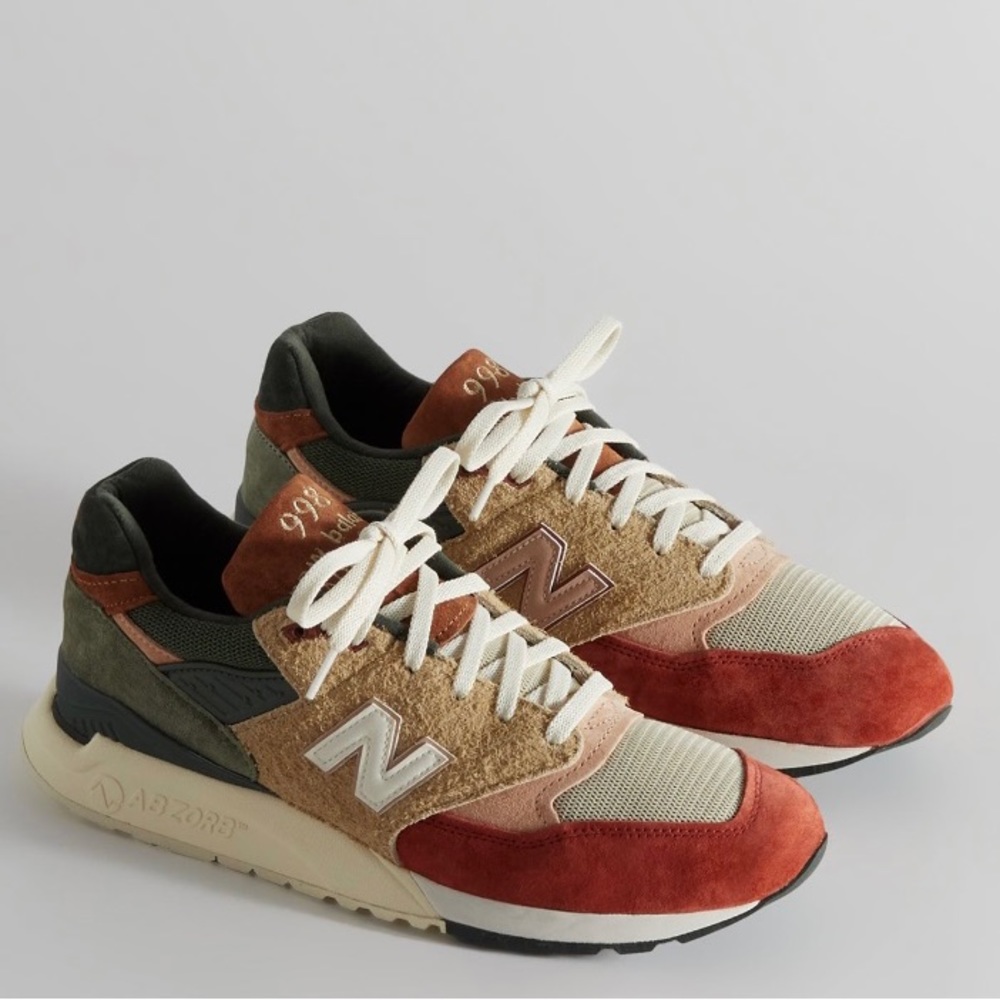 *Limited Edition* Frank Lloyd Wright for New Balance Sneakers